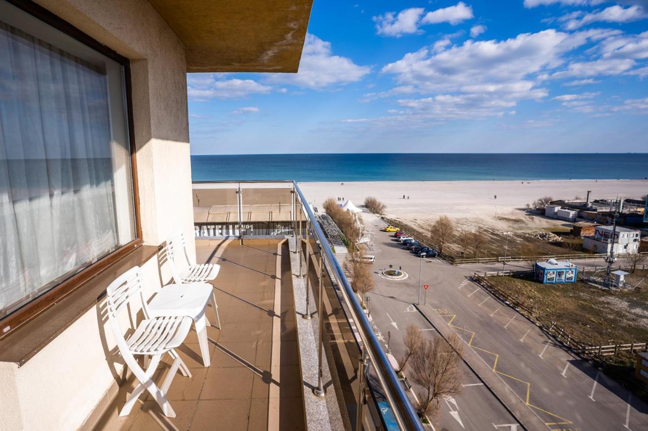 Summerland Sea-View Luxury Apartment Mamaia Exterior photo