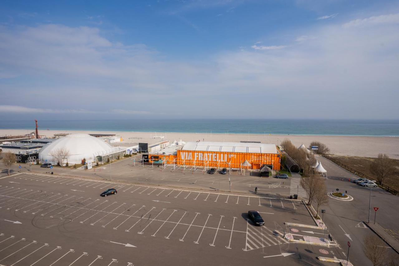Summerland Sea-View Luxury Apartment Mamaia Exterior photo