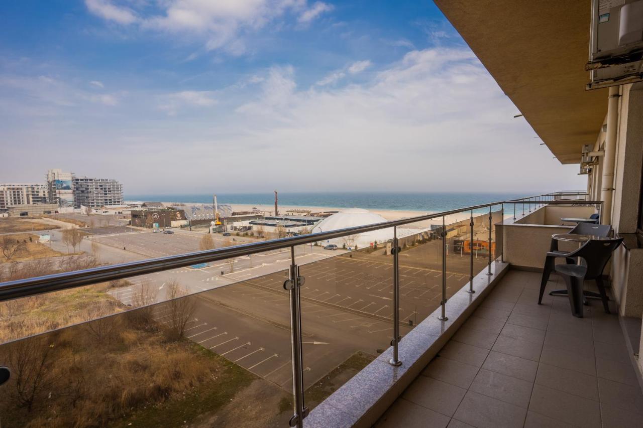 Summerland Sea-View Luxury Apartment Mamaia Exterior photo