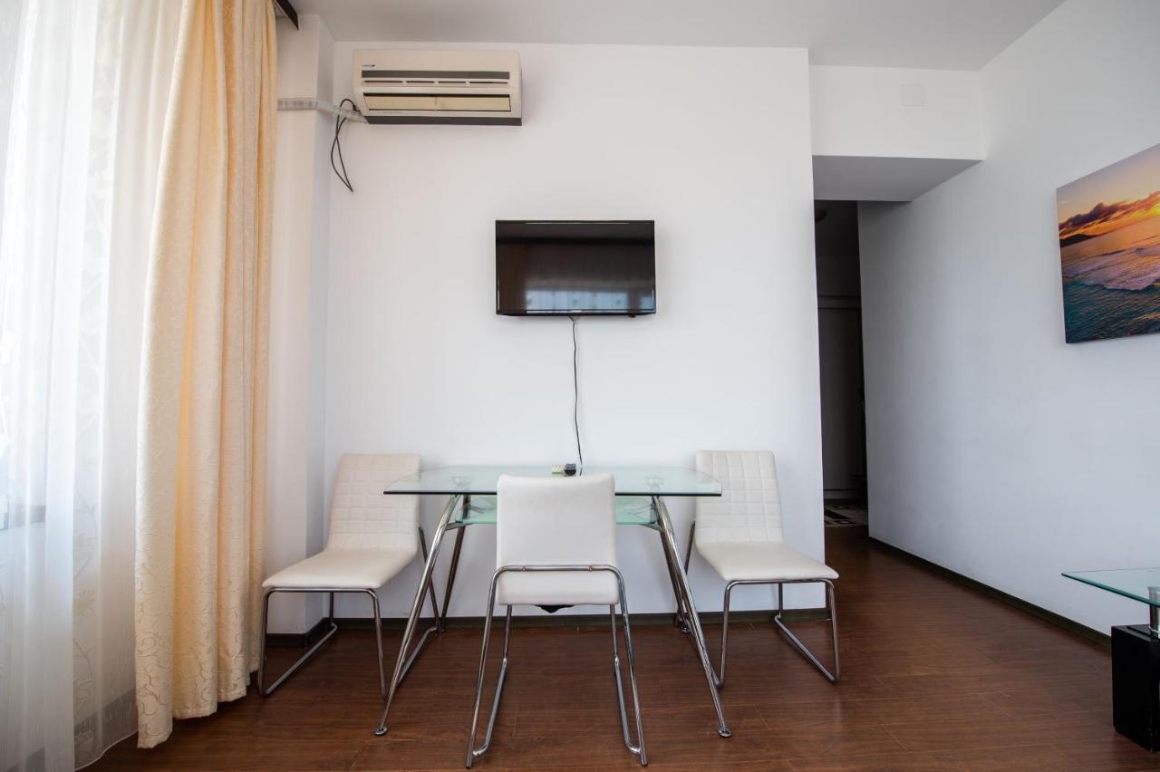 Summerland Sea-View Luxury Apartment Mamaia Exterior photo