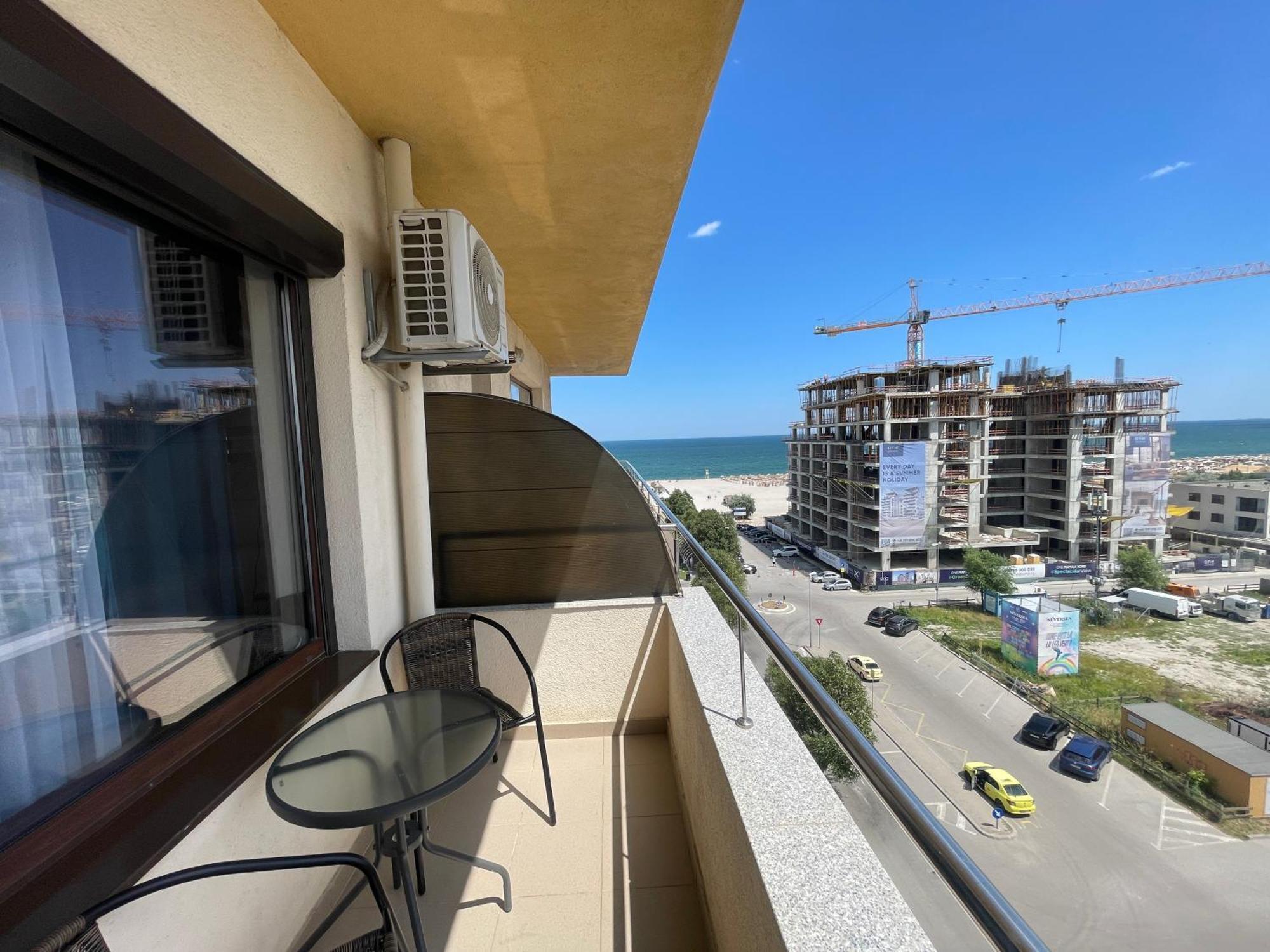 Summerland Sea-View Luxury Apartment Mamaia Exterior photo