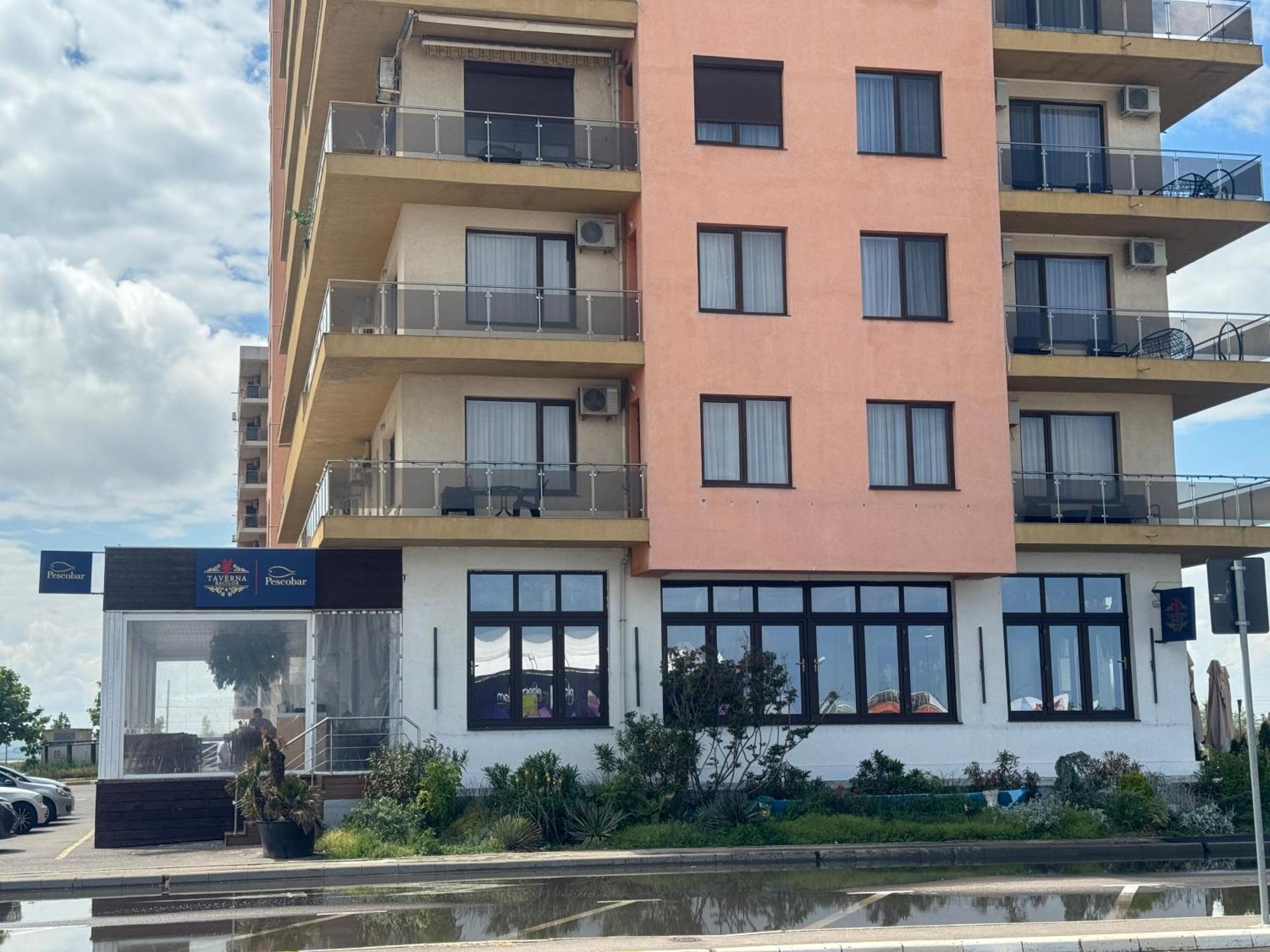 Summerland Sea-View Luxury Apartment Mamaia Exterior photo