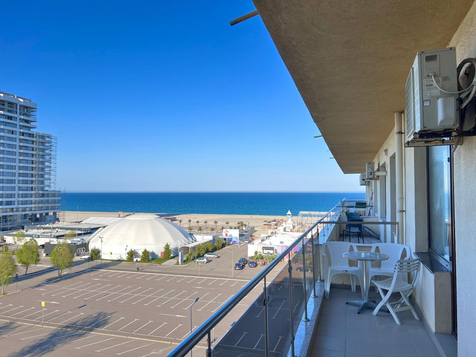 Summerland Sea-View Luxury Apartment Mamaia Exterior photo